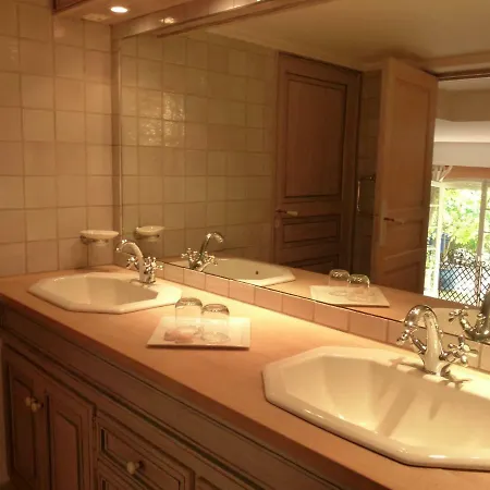 Le Bastidon Saint-michel 4*